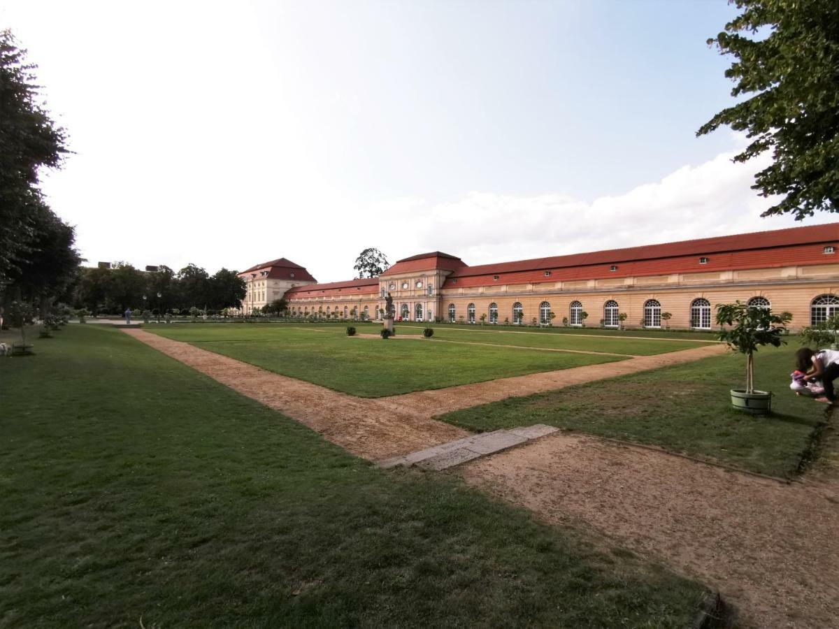 Kvh By Rockchair Apartments L Superhost Status L Boxspringbett Am Schloss Charlottenburg Welcomes You! Berlijn Buitenkant foto